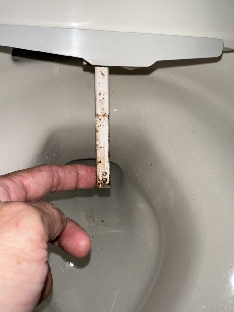 大阪府大阪市中央区のトイレクリーニングの作業前2