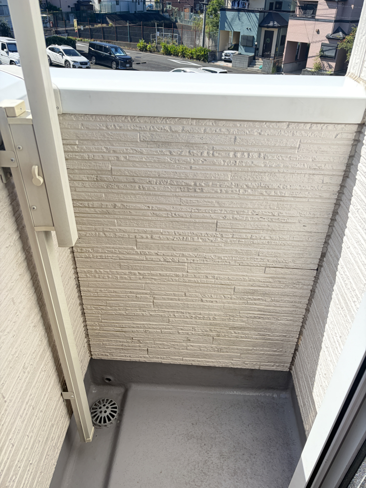 東京都町田市のベランダ・バルコニークリーニングの作業後2