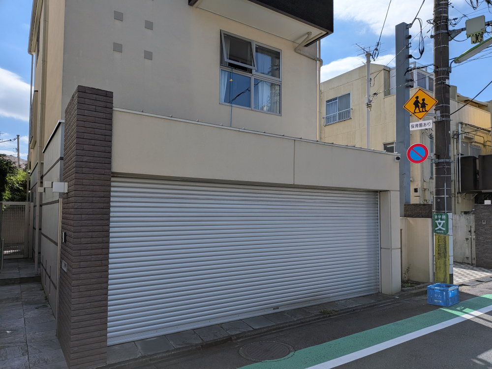 東京都世田谷区上野毛の外壁高圧洗浄の作業後2