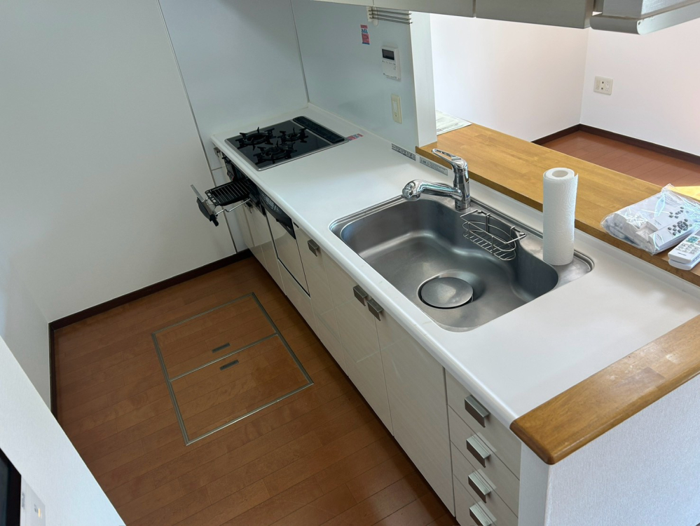 神奈川県川崎市川崎区下並木のキッチンクリーニングの作業前1