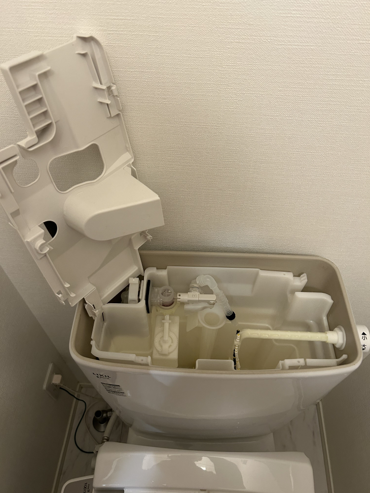 東京都足立区保木間のトイレクリーニングの作業後1