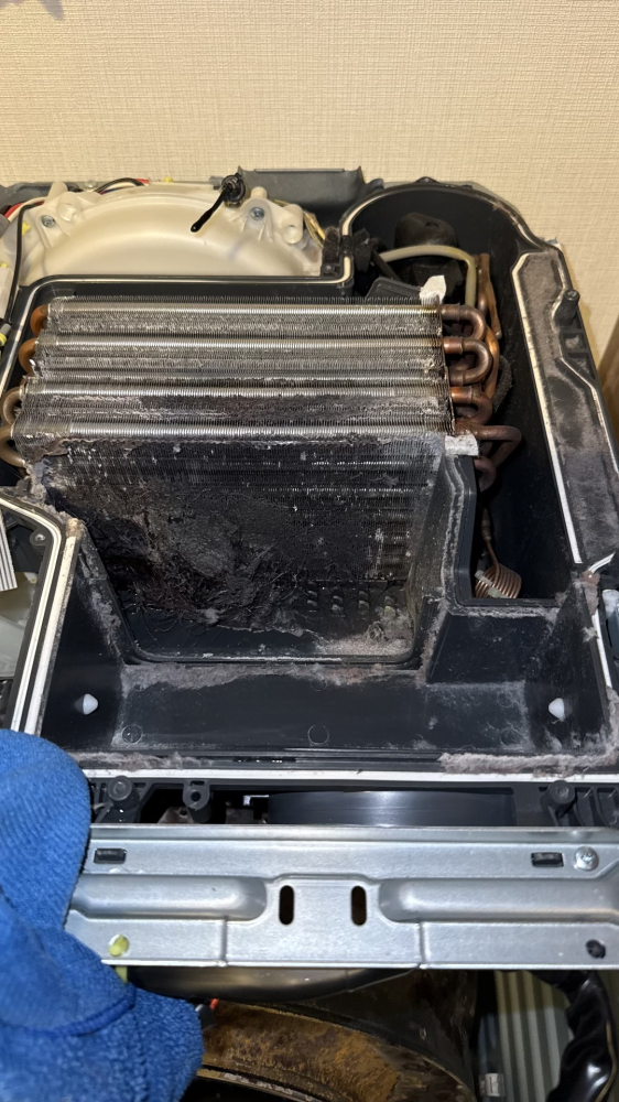 大阪府大阪市福島区の洗濯機分解クリーニングの作業前2