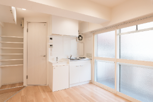 ケース⑥ 築15年 中古マンション／3LDK（約65㎡）の画像