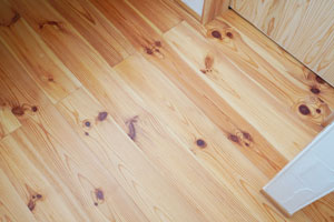 無垢材でできたフローリングのイメージ