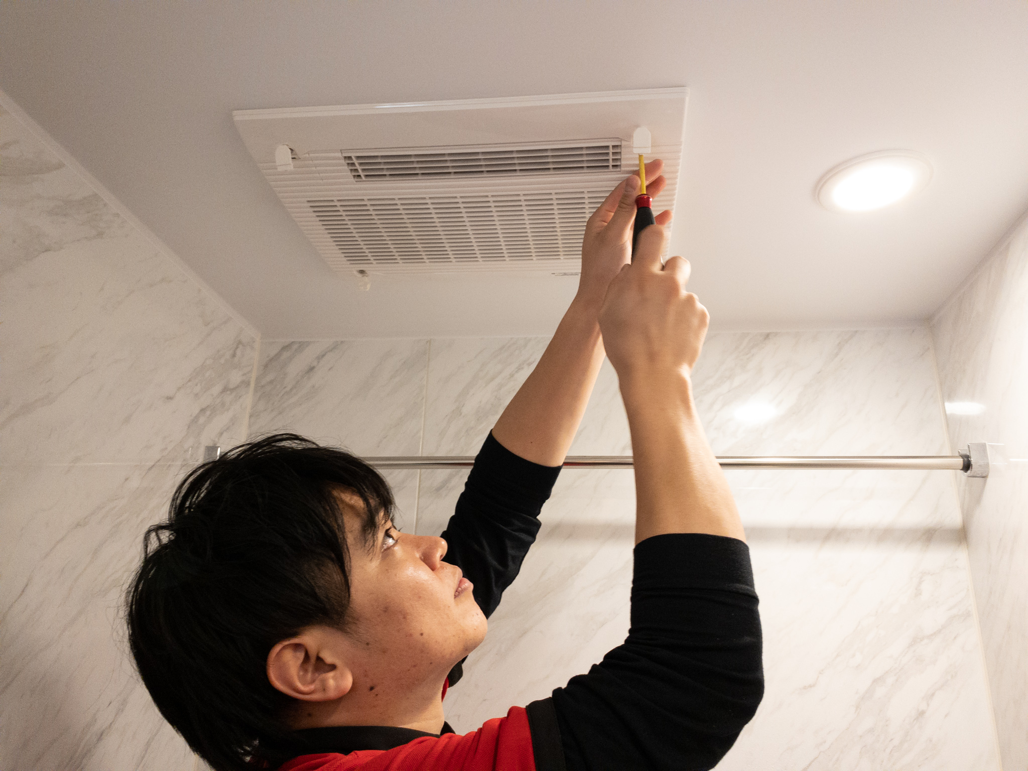 組み立て・拭き上げ