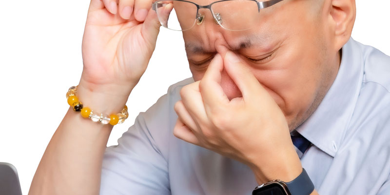 【2025年最新】残業が多い業界トップ10をランキング形式で紹介！「残業の法的な定義」や「残業がなぜダメなのか」も解説します！