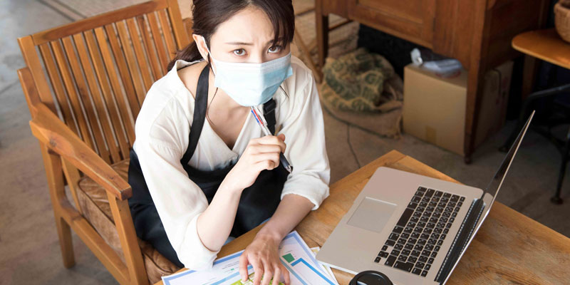 2024年は倒産件数最多！？飲食業界が直面している危機とは？他業種へ転職するならコレがおすすめ！