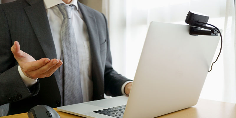 【全年齢別】AI面接の対策と突破法｜AIに高評価を与えるテクニック・よくある質問集・年代別のポイントまとめ